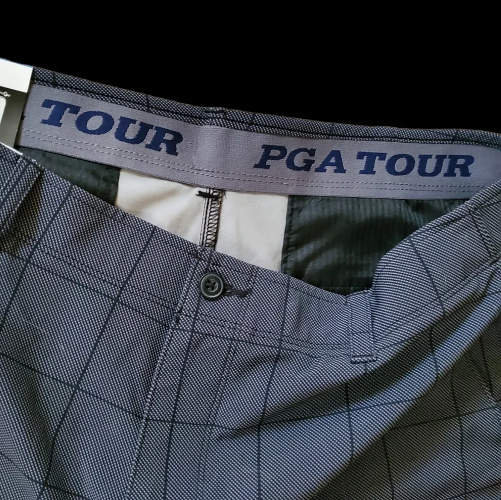 Mens PGA Tour Active waistband golf short Grey and Black. Size 38. NWT. - Picture 3 of 6